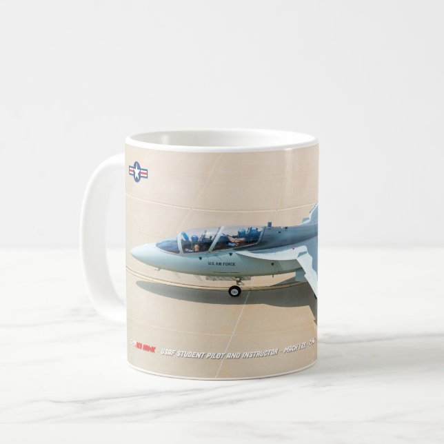 TAZA DE CAFÉ T-7A RED HAWK (Anverso izquierdo)