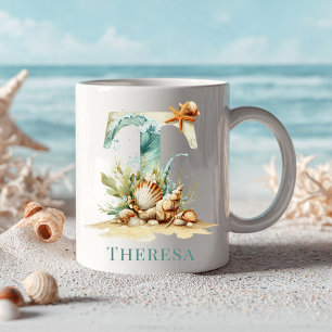 Taza De Café T Inicial de Monograma Costero Personalizado Playa