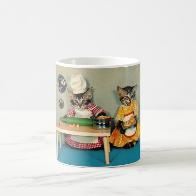 Taza De Café tabby kitten chef y tabby kitten asistente (Centro)