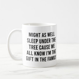 Taza De Café También Podrían Dormir Bajo La Familia De Regalos
