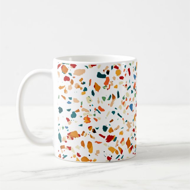 Taza De Café Tan Terrazzo | Pintado ecléctico Quirky Confetti | (Izquierda)