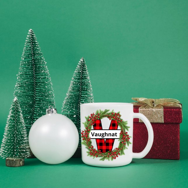 Taza De Café "Taza de navidad personalizada con letra V" (Subido por el creador)