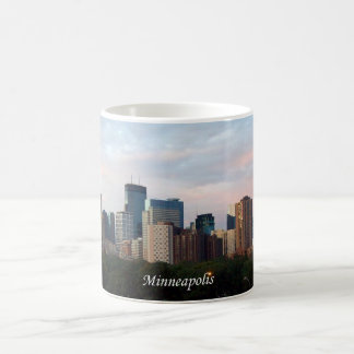 Taza De Café TAZA: Horizonte de Minneapolis, Minnesota - WRAP_
