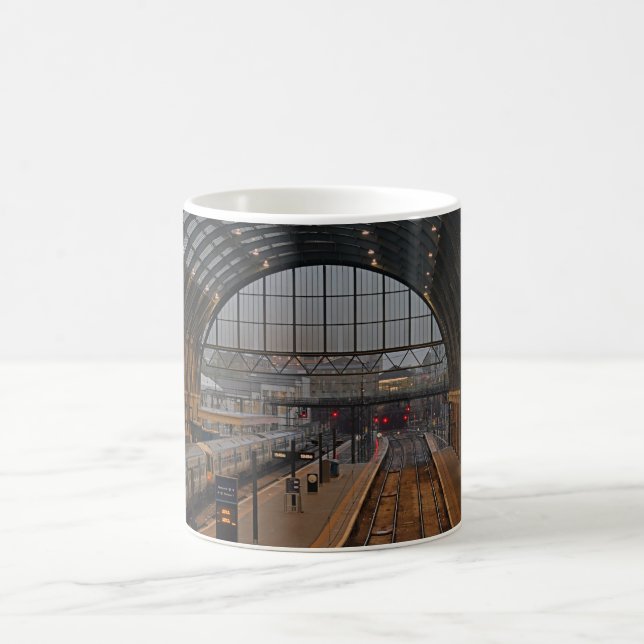 Taza De Café Té o café - King's Cross Station London. (Centro)