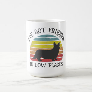 TAZA DE CAFÉ TENGO AMIGOS EN LUGARES BAJOS DE PERRO CORGI