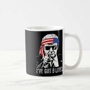 Taza De Café Tengo nueve vidas: Trump 2024 Divertido