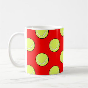 Taza De Café Tennis Balls Patrón de Sealidad en Fondo Rojo