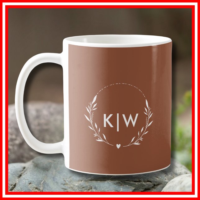 Taza De Café Terracota y blanco | Monograma de Iniciales Modern (Terracotta and White | Modern Initials Monogram Coffee Mug)