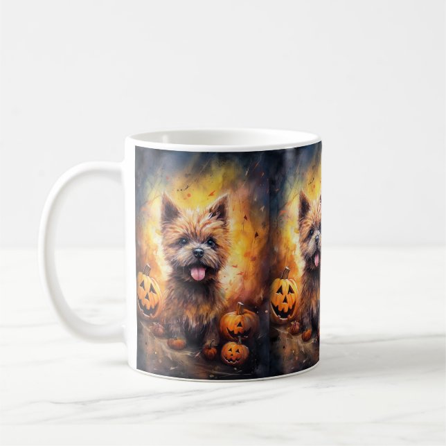 Taza De Café Terrier de Cairn de Halloween con calabazas aterra (Izquierda)