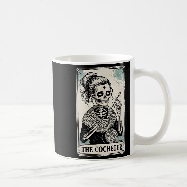 Taza De Café The Crocheter Tarot Card Funny Yarn Design  (Derecha)