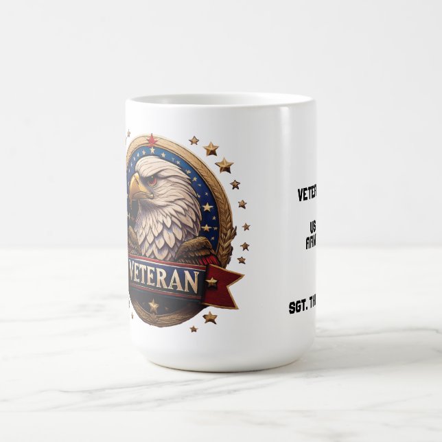 Taza De Café The United States Military Bold Eagle "Retired" (Centro)