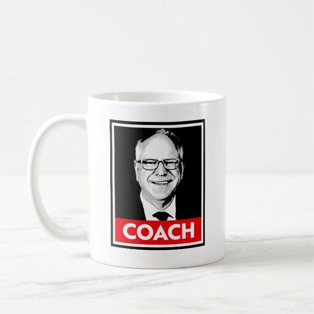 Taza De Café Tim Walz COACH (Izquierda)