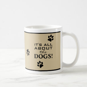 Taza De Café Tipografía de huella de cachorro negro lindo para