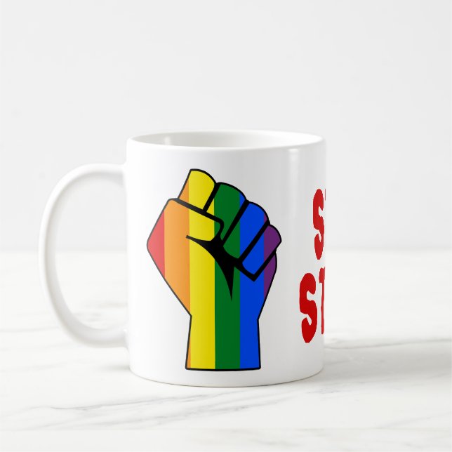 Taza De Café Todavía aquí (LGBT, lesbiana gay transgénero) (Izquierda)
