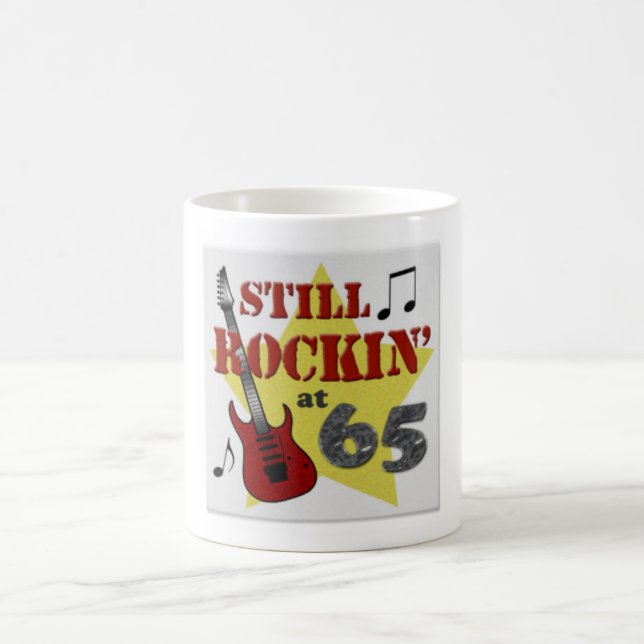Taza De Café todavía rondando a los 65 (Centro)