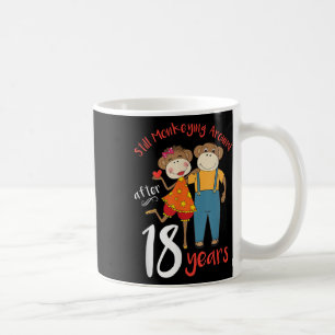 Taza De Café Todavía se sigue remontando alrededor de 18 años d