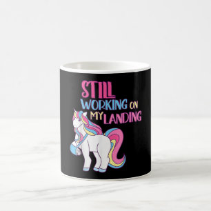 Taza De Café Todavía Trabajando En Mi Lesiones De Aterrizaje R