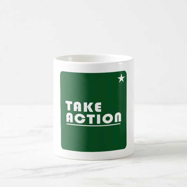 Taza De Café Tomar acción inspiradora (Centro)