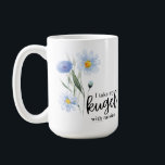 Taza De Café Tomo Mi Kugel Con Raisins<br><div class="desc">Un guiño a la discusión clásica de todas las vacaciones judías en mi familia, este diseño es para los que aman su Kugel (postre de tallarines de huevo) con pasas. Ilustrado con flores azules delicadamente acuáticas, el diseño evoca un sentimiento clásico, acompañado de un dicho nicho. Si sabes, ya sabes,...</div>