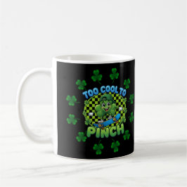 Taza De Café Too Cool to Pinch Skateboard Shamrock St. Patricks