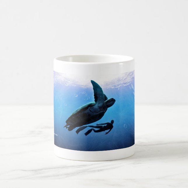 Taza De Café Tortuga verde y Freediver (Centro)