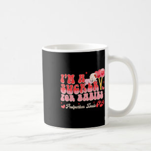 Taza De Café Trabajador de parto del día de San Valentín soy un