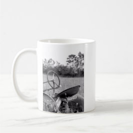 Taza De Café Tractor en la hierba larga