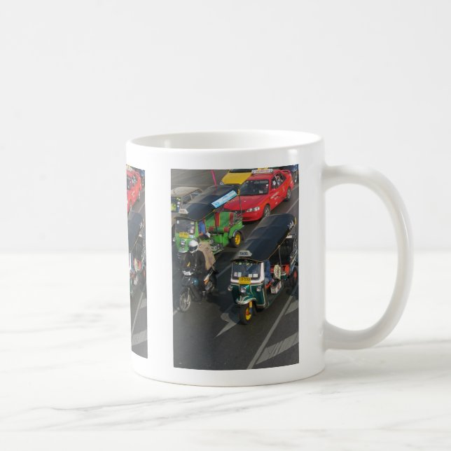 Taza De Café Tráfico de Bangkok... Carreras Tuk Tuk (Derecha)
