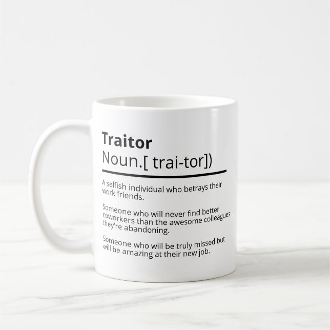 Taza De Café Traidor gracioso personalizado que deja la gi de m (Izquierda)