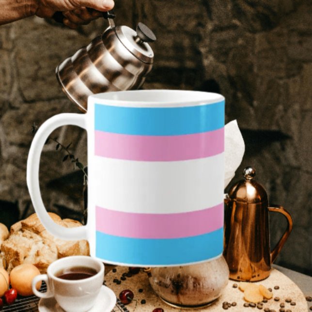 Taza De Café Transcender con orgullo (Subido por el creador)