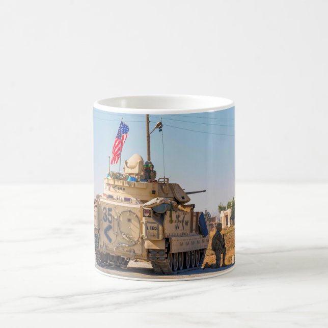 Taza De Café TRANSPORTE DE PERSONAL ARMADO - M2 Bradley (Centro)