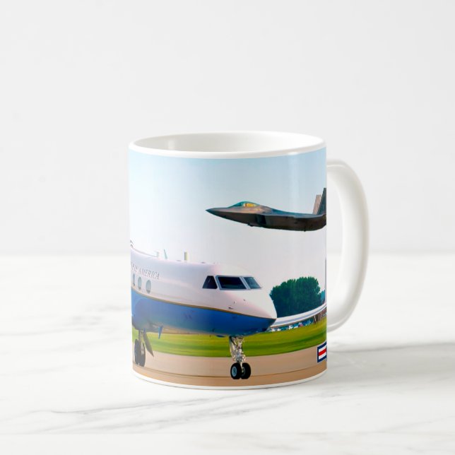 TAZA DE CAFÉ TRANSPORTE VIP C-20H (Anverso derecho)