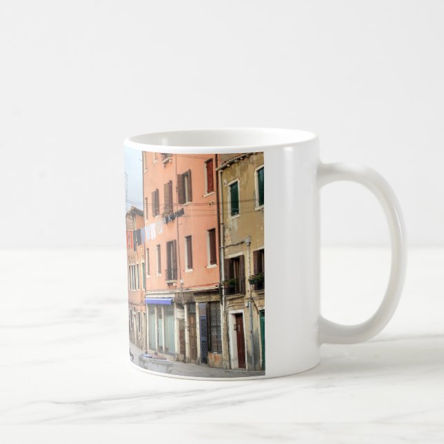 Taza De Café Trazados En Campo Ruga (Derecha)