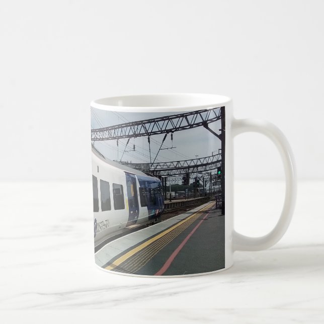 Taza De Café Tren azul y blanco (Derecha)