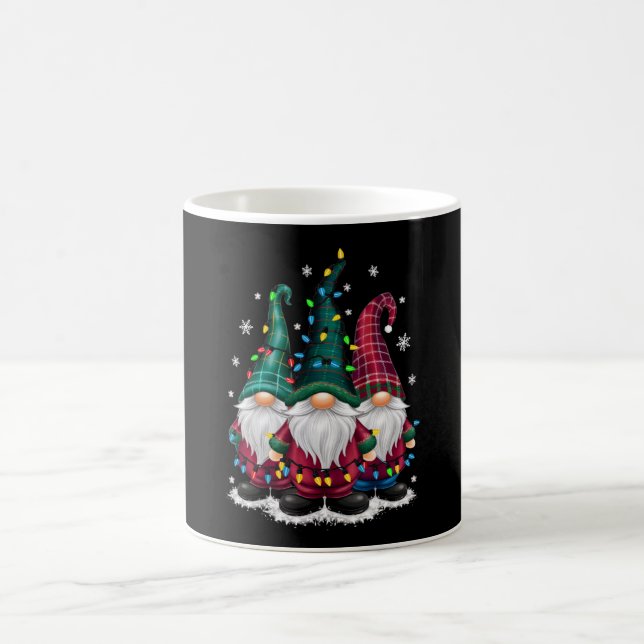 Taza De Café Tres Navidades de Gnomes alumbran Navidad (Centro)