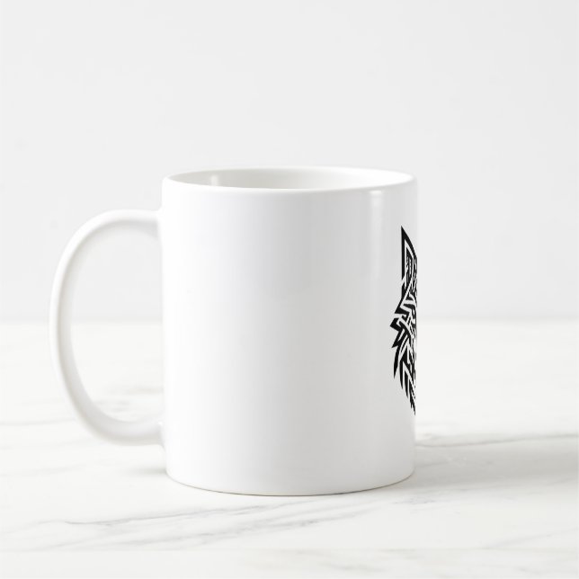 Taza De Café Tribal Wolf Mug – Bold Geometric Animal Design (Izquierda)