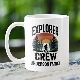 Taza De Café Tripulación Exploradora de BigFoot Sasquatch Squat