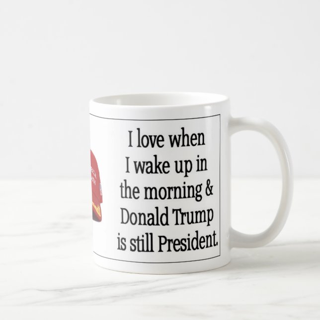 Taza De Café Triunfo "DEPLORABLE " (Derecha)