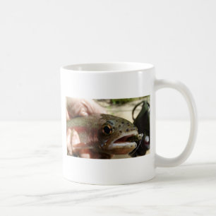 Taza De Café Trucha en Manos