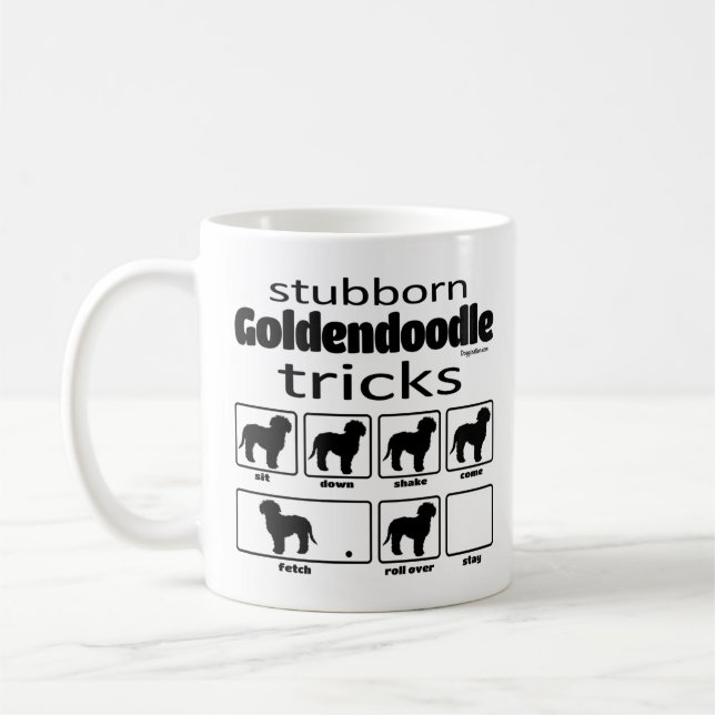 Taza De Café Trucos de Goldendoodle (Izquierda)