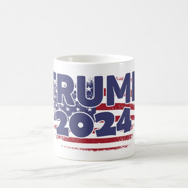 Taza De Café Trump 2024 - Bandera estadounidense (Centro)