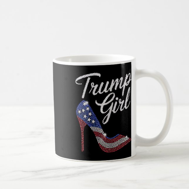 Taza De Café Trump Chica de alto talón Bandera Americana Hincha (Derecha)