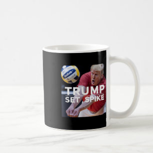 Taza De Café Trump engaña a divertida jugadora de voleibol polí