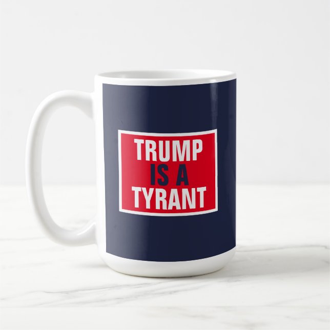 Taza De Café Trump es una política de partido político gobernan (Izquierda)
