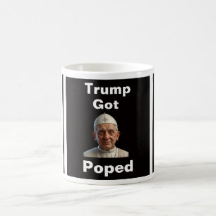 Taza de café Trump fue papado en