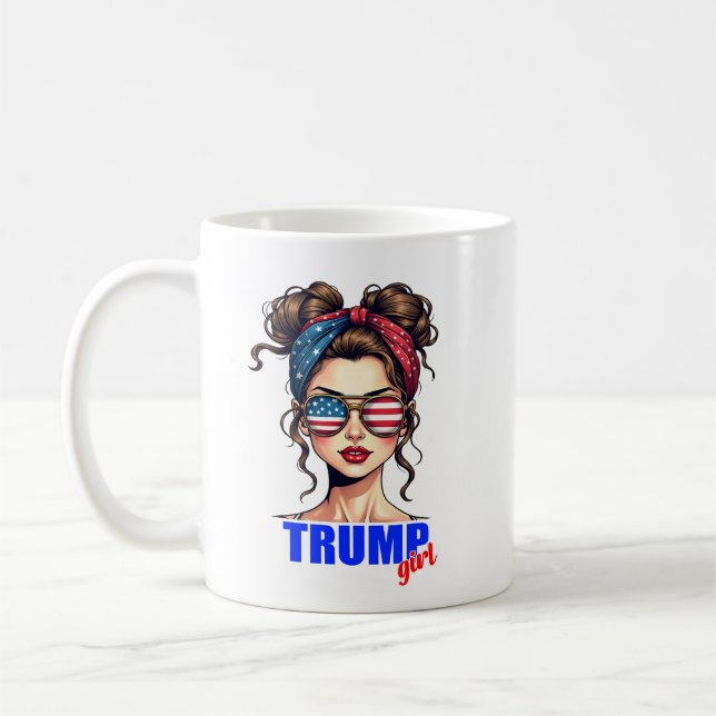 Taza De Café Trump Girl Messy Bun Patriotic Coffee (Izquierda)