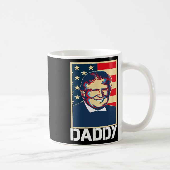 Taza De Café Trump Halcones Papa  (Derecha)