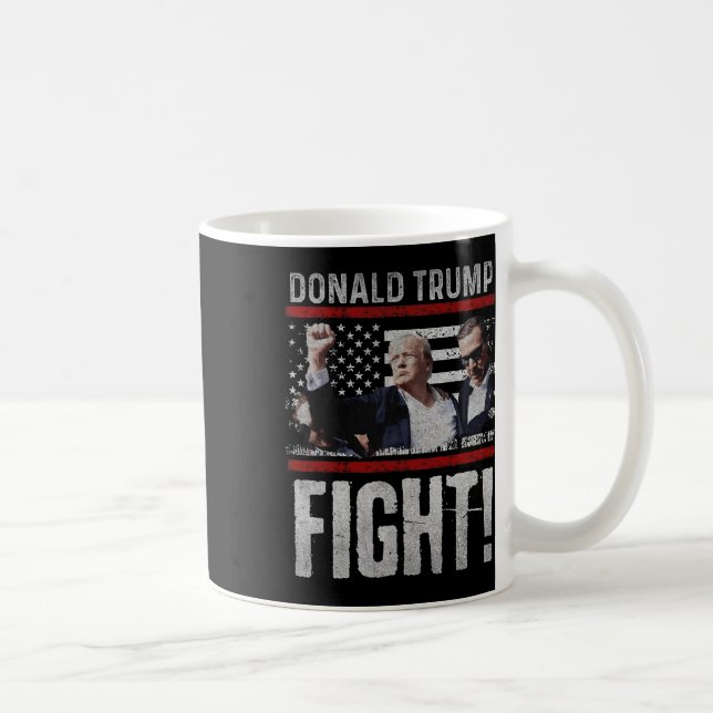 Taza De Café Trump: la lucha de Trump por la flamante camiseta  (Derecha)