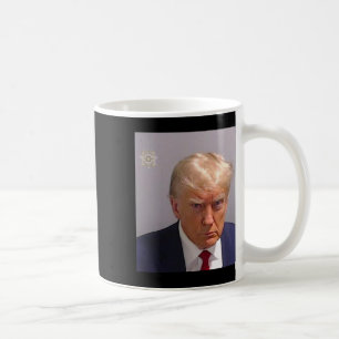 Taza De Café Trump Mugshot Tee - Icónico Y Gracioso