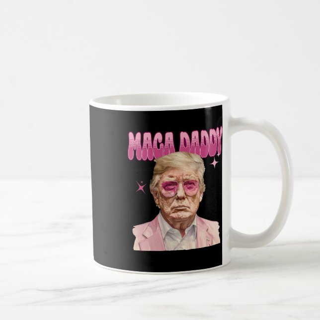 Taza De Café Trump Pink Sungles Maga Daddy Funny Trump 2024 (Derecha)
